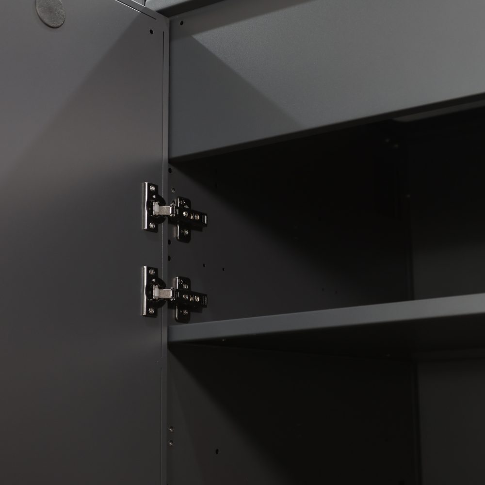 Cabinet door hinges