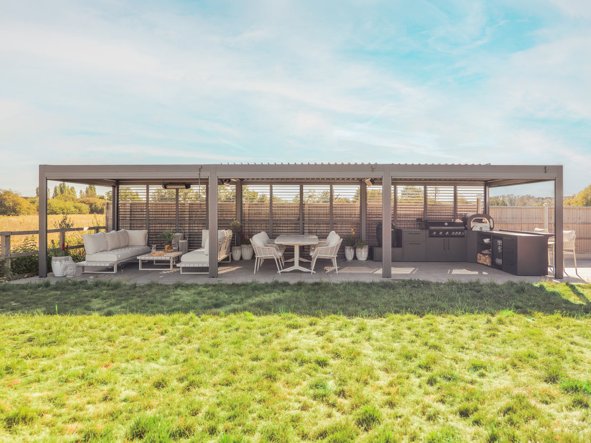 43 sqm outdoor entertaining space under a Luxe pergola