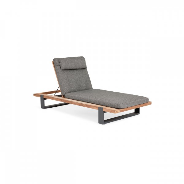 Nardo Lounger from suns lifestyle