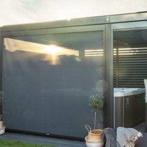 Maranza deluxe screen from Suns Lifestyle