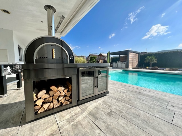 Outdoor kitchen by Suns lifestyle