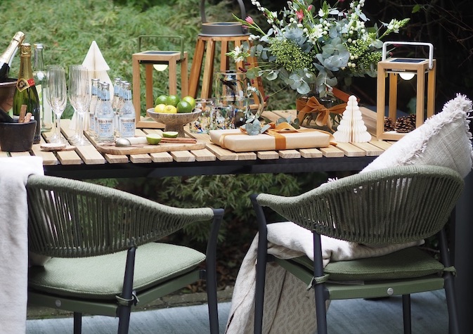 Festive outdoor table
